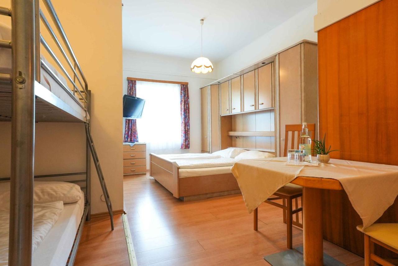 Strandhotel Pichler Seeboden Ngoại thất bức ảnh